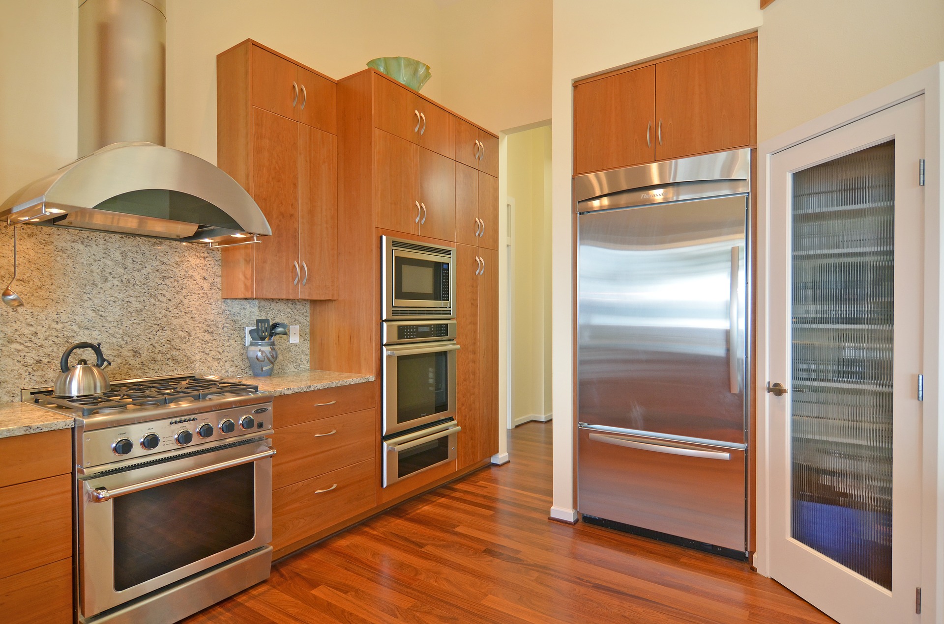 Improve Your Kitchen with High-Tech Appliances